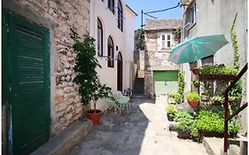 Apartment Josip